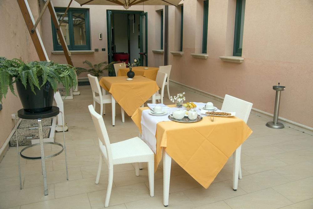 Cerri Hotel Trapani Exterior foto